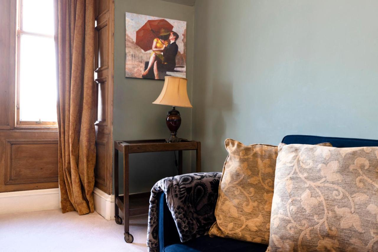 Joivy Old Town 1-Bed Apartment With Stunning Views Édimbourg Extérieur photo