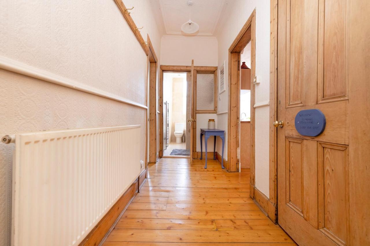 Joivy Old Town 1-Bed Apartment With Stunning Views Édimbourg Extérieur photo